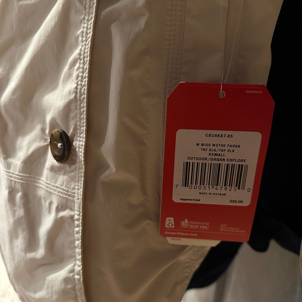 NWT northface trench coat *missing belt* - Picture 2 of 6